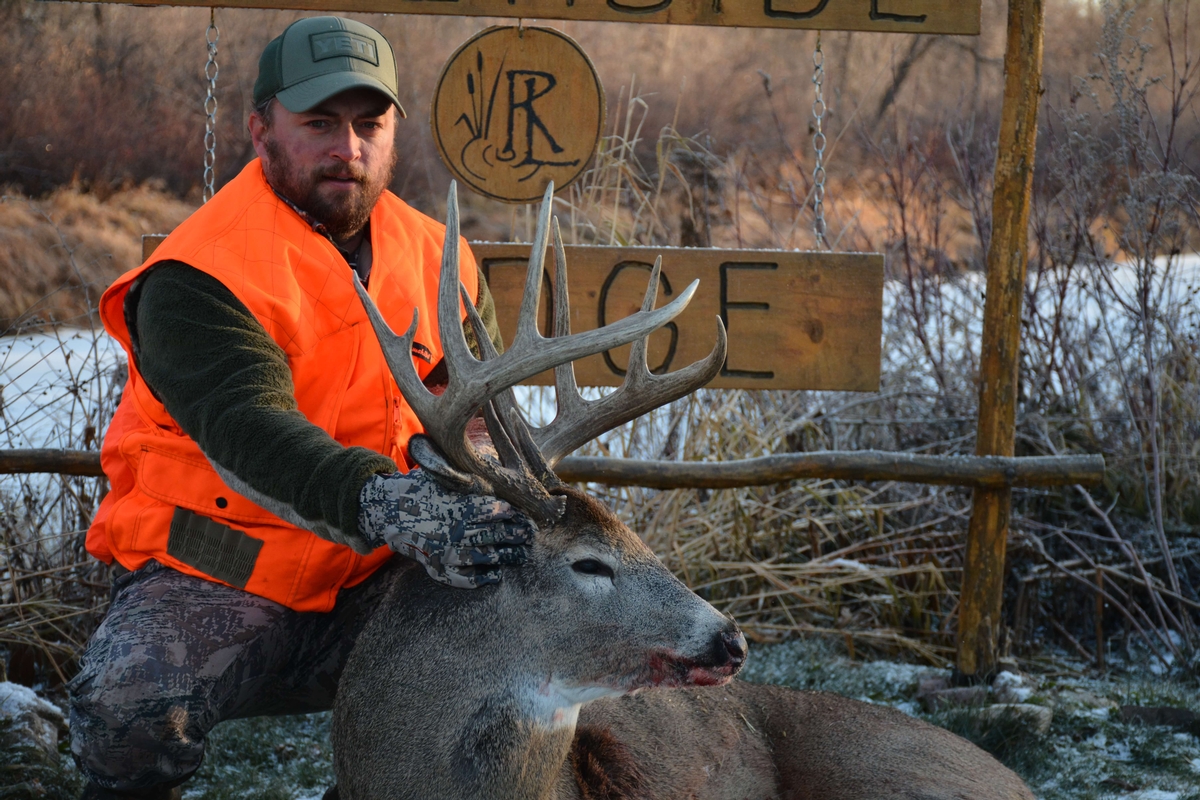 Whitetail Hunting Photo